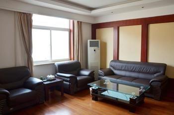 Qingdao Sea Training Center Hotel ภายนอก รูปภาพ